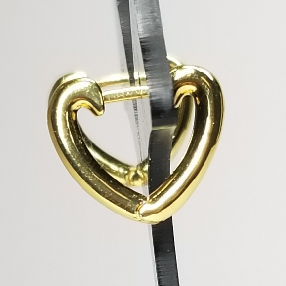 NEW Dainty Heart Tube Heart Huggie Earrings. - Picture 4 of 9